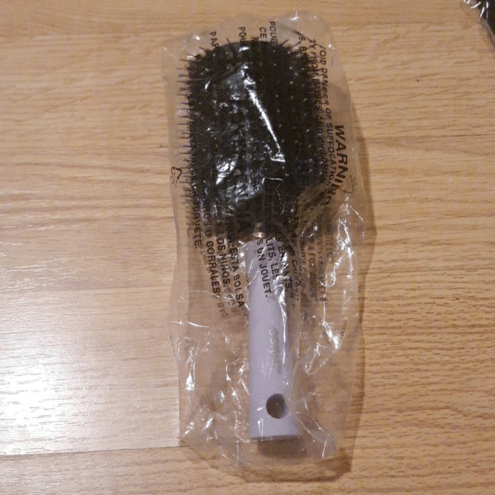ConAIR Oval Large Brush